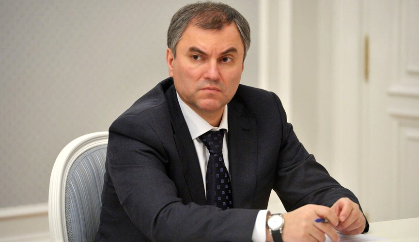 Жыртылған колготки секс