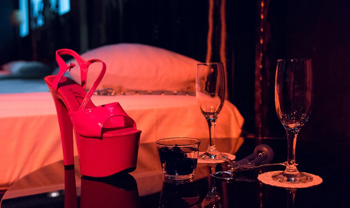 Былғары леггинстердегі порно видео бесплатно