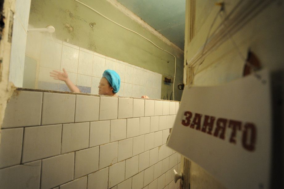 Сосед-зэк, частые скандалы и отсутствие личного пространства. Реальные истории жителей коммуналок