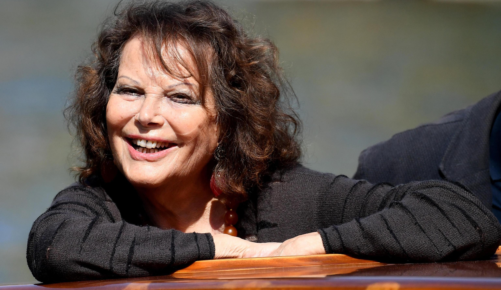 Жоғары сапалы орыс порно камминг Қаралар қатты ххх